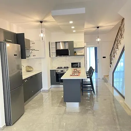 شقة Karia & Homes كيرينيا